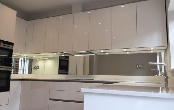 Mirror kitchen splashback