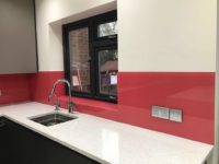 Red kitchen splashback