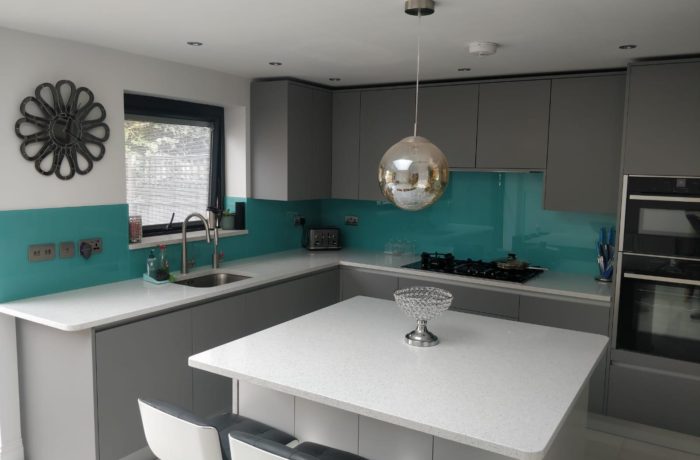 Torquoise Kitchen Splashback